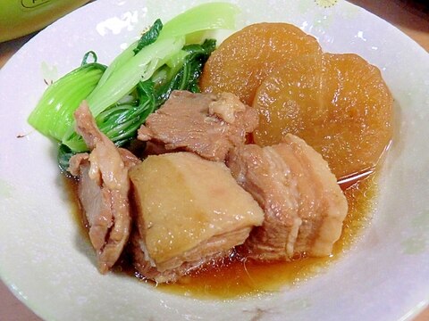 簡単、あめ色大根と豚の角煮